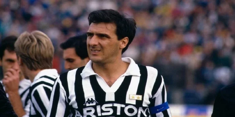 juventus-gaetano-scirea-khong-the-thieu